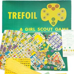 Trefoil Girl Scout Board Game 1960s Complete Brownie Junior Cadette Senior GSUSA